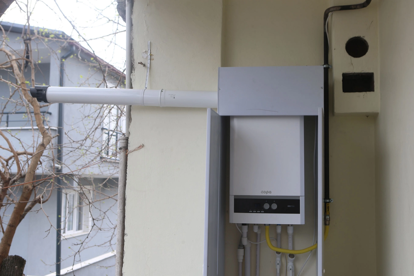 Sakarya Büyükşehir 250 hanede hem yürekleri, hem yuvaları ısıttı