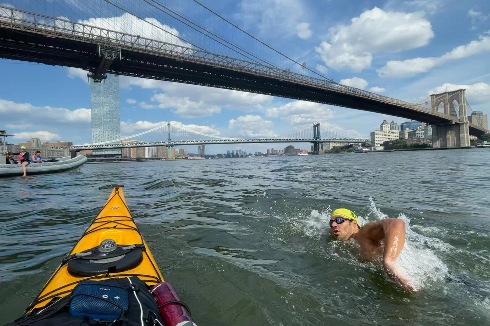 İzmir'in lisanslı sporcuları gururlandırıyor