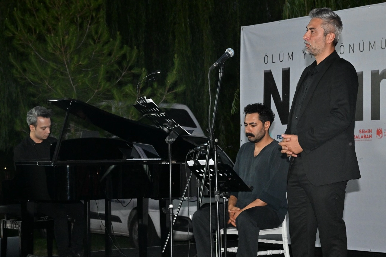 Nazım Hikmet Manisa’da şiir ve müzikle anıldı