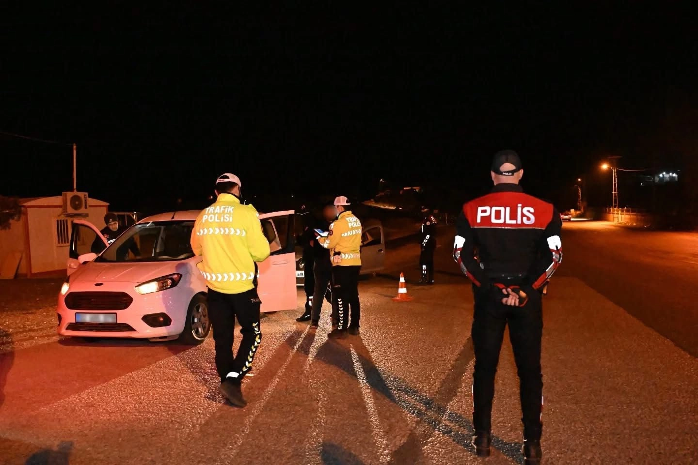 Adıyaman’da güvenlik için geniş çaplı denetim